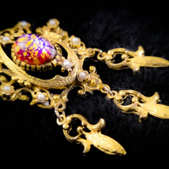 MEDIUM MYSTERY BOX Vintage + Antique Jewelry - Bracelets, Brooches, Necklaces - Picture 10 of 10